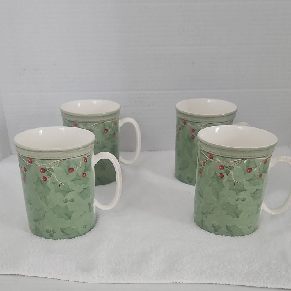 Lenox Vintage Holiday Gatherings Damask Coffee Tea Mugs Set of 4